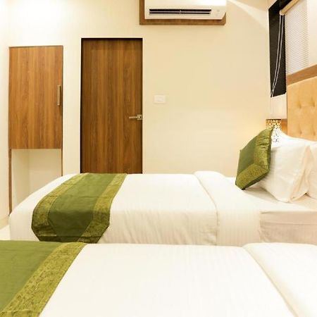 Hotel Delight Mumbai Ngoại thất bức ảnh