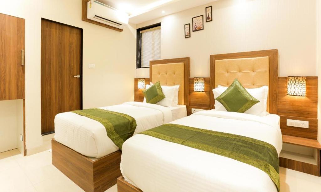 Hotel Delight Mumbai Ngoại thất bức ảnh